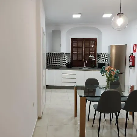 Apartamentos Barbas Villanueva de los Castillejos Exterior photo